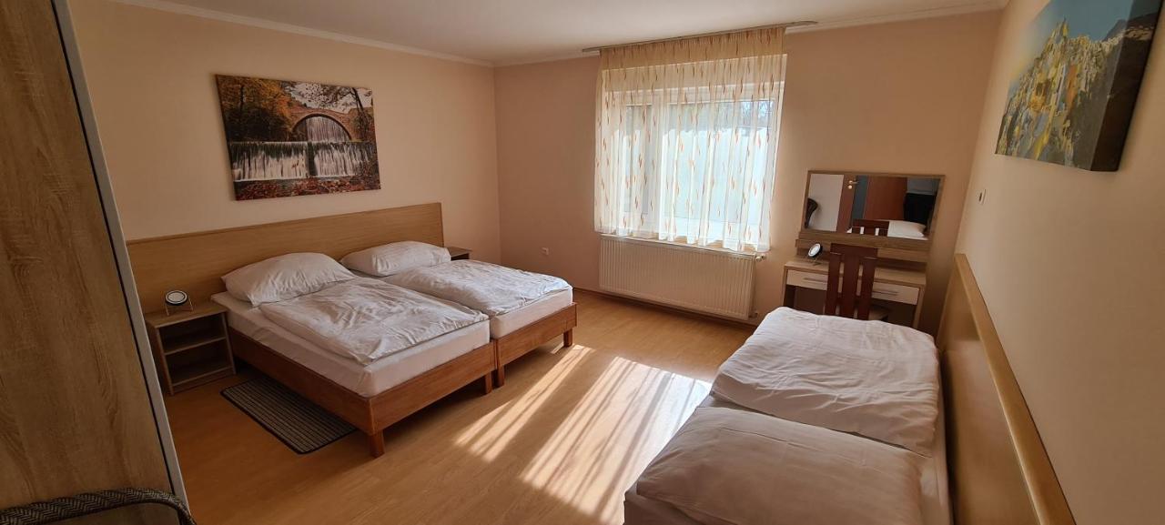 Margaréta Penzión Veľký Meder Extérieur photo