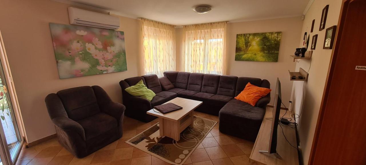 Margaréta Penzión Veľký Meder Extérieur photo