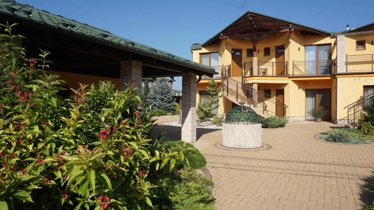 Margaréta Penzión Veľký Meder Extérieur photo